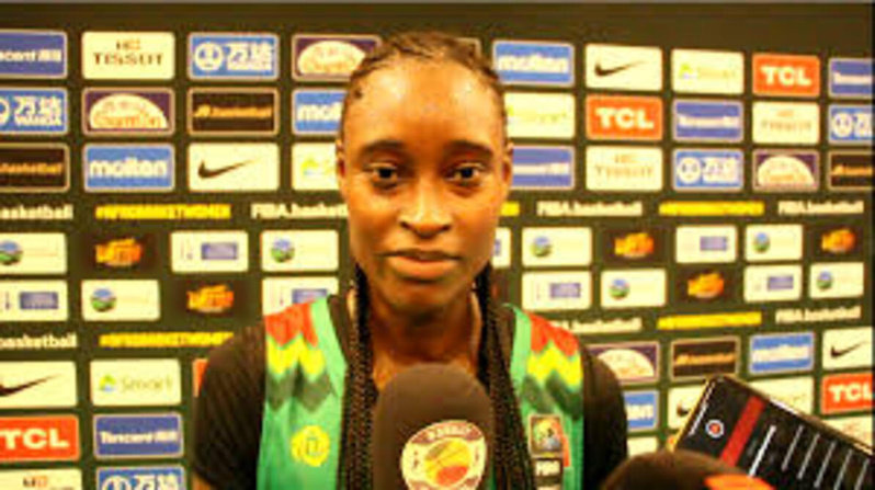 Thiès : la Fondation Women and Youth "Femme - Enfant" offre des fournitures scolaires aux élèves Thiès : la Fondation Women and Youth "Femme - Enfant" offre des fournitures scolaires aux élèves