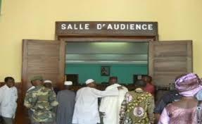 Thiadiaye : un commerçant condamné à 3 ans de prison pour actes contre nature sur un jeune homme Thiadiaye : un commerçant condamné à 3 ans de prison pour actes contre nature sur un jeune homme
