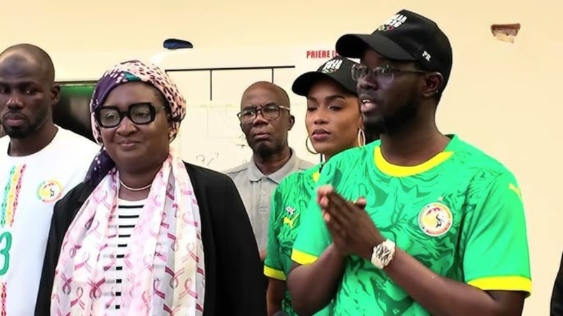 Le président Bassirou Diomaye Faye salue la qualification “avec la manière” des Lions du Sénégal pour le Mondial 2026 Le président Bassirou Diomaye Faye salue la qualification “avec la manière” des Lions du Sénégal pour le Mondial 2026
