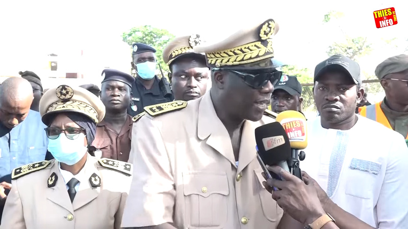 Thiès – Marché central : le préfet dirige le déguerpissement et fixe un ultimatum Thiès – Marché central : le préfet dirige le déguerpissement et fixe un ultimatum