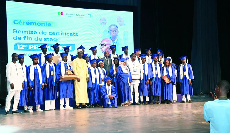 Remise de certificats aux nouveaux enseignants : le Grand Théâtre célèbre l’excellence éducative