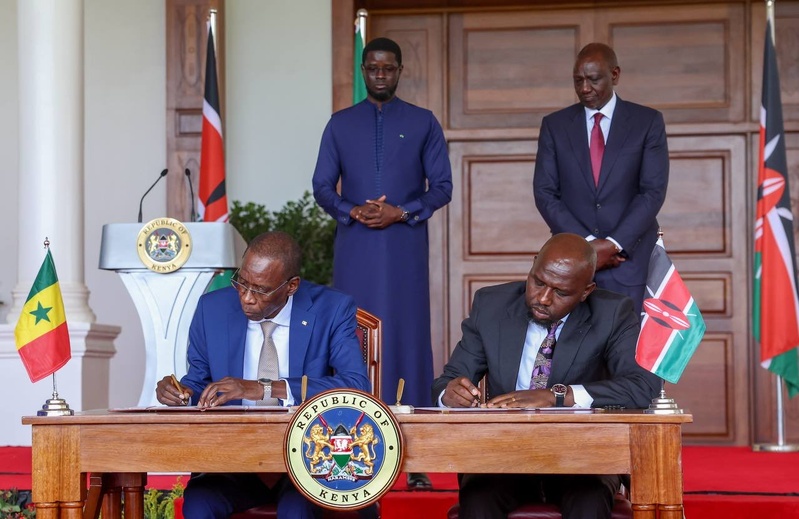 Bassirou Diomaye Faye et William Ruto scellent un accord d’exemption de visa entre le Sénégal et le Kenya Bassirou Diomaye Faye et William Ruto scellent un accord d’exemption de visa entre le Sénégal et le Kenya