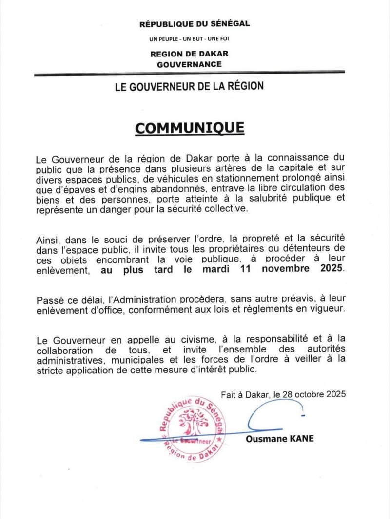Dakar : le gouverneur ordonne le retrait des véhicules et épaves abandonnés sur la voie publique avant le 11 novembre Dakar : le gouverneur ordonne le retrait des véhicules et épaves abandonnés sur la voie publique avant le 11 novembre