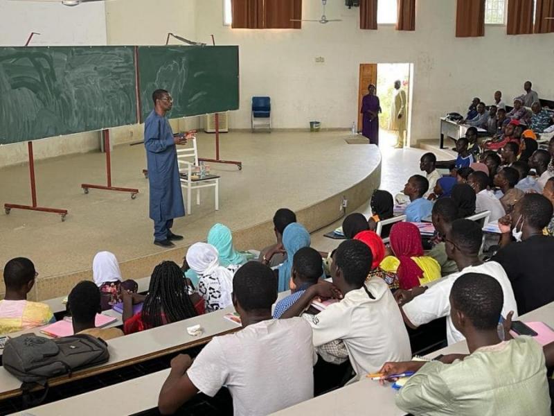 Enseignement supérieur : le Sénégal lance un recrutement exceptionnel de 500 enseignants-chercheurs dès janvier 2026