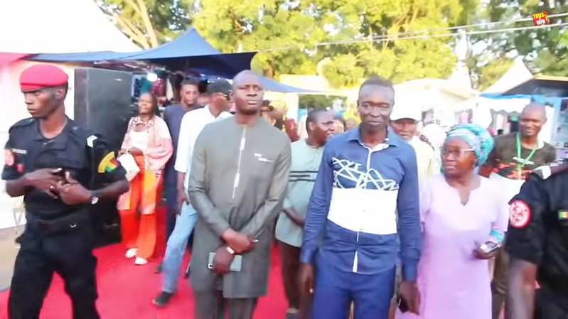 Visite de la Foire Internationale : Le Maire Babacar Diop satisfait par l'organisation de Dame Sall Visite de la Foire Internationale : Le Maire Babacar Diop satisfait par l'organisation de Dame Sall
