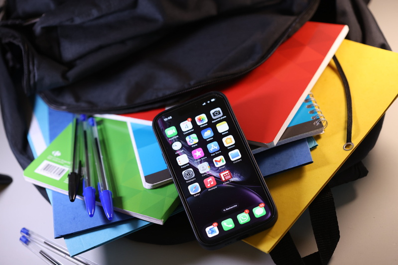 Kaolack : Un élève définitivement exclu pour usage du téléphone portable en classe Kaolack : Un élève définitivement exclu pour usage du téléphone portable en classe