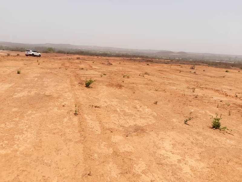 Diass : la mairie distribue symboliquement les premiers titres fonciers du projet PROCASEF Diass : la mairie distribue symboliquement les premiers titres fonciers du projet PROCASEF