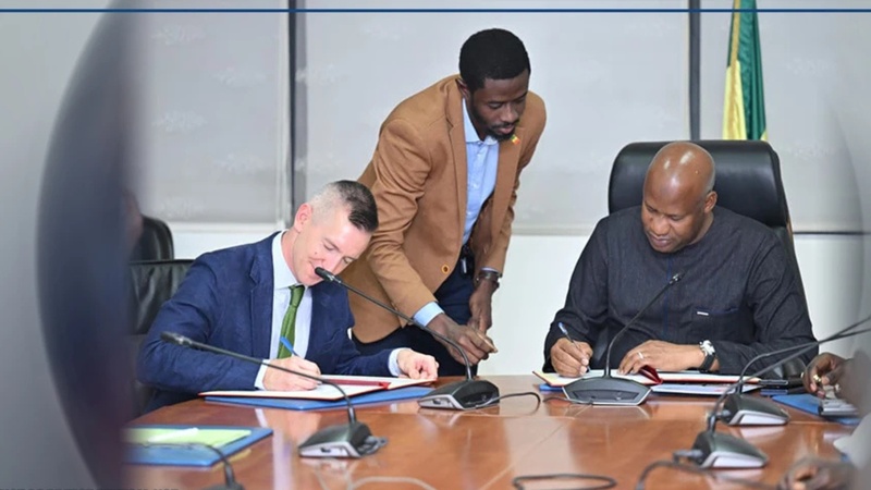 Le Sénégal lance un projet de sept milliards pour renforcer la santé mère-enfant et reproductive Le Sénégal lance un projet de sept milliards pour renforcer la santé mère-enfant et reproductive