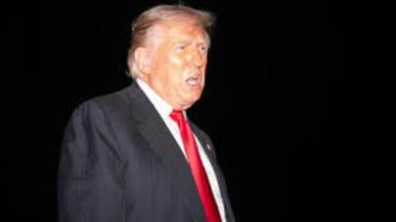 États-Unis: la Maison Blanche accuse les démocrates de fabriquer «un faux récit» sur Trump et Epstein États-Unis: la Maison Blanche accuse les démocrates de fabriquer «un faux récit» sur Trump et Epstein