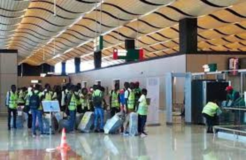 AIBD : Arrestation d’un suspect clé dans le meurtre de Kassim Houna, recherché par Interpol AIBD : Arrestation d’un suspect clé dans le meurtre de Kassim Houna, recherché par Interpol