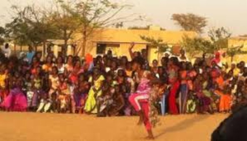 Ndiaganiao : Une soirée « Nguel » vire à l’horreur, un homme grièvement blessé au coupe-coupe Ndiaganiao : Une soirée « Nguel » vire à l’horreur, un homme grièvement blessé au coupe-coupe