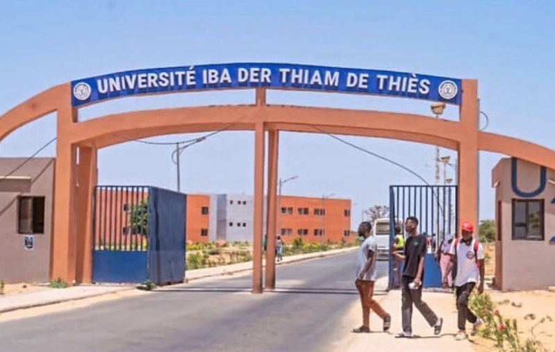 Thiès : les étudiants de l’UIDT suspendent les cours et lancent 48h de journées sans tickets Thiès : les étudiants de l’UIDT suspendent les cours et lancent 48h de journées sans tickets
