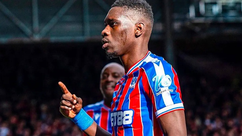 Ismaïla Sarr quitte le terrain sur blessure avant Crystal Palace – Manchester United Ismaïla Sarr quitte le terrain sur blessure avant Crystal Palace – Manchester United