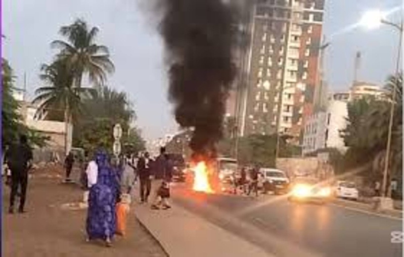 UCAD : l’Office du Bac partiellement incendié lors d’une nouvelle nuit de tensions