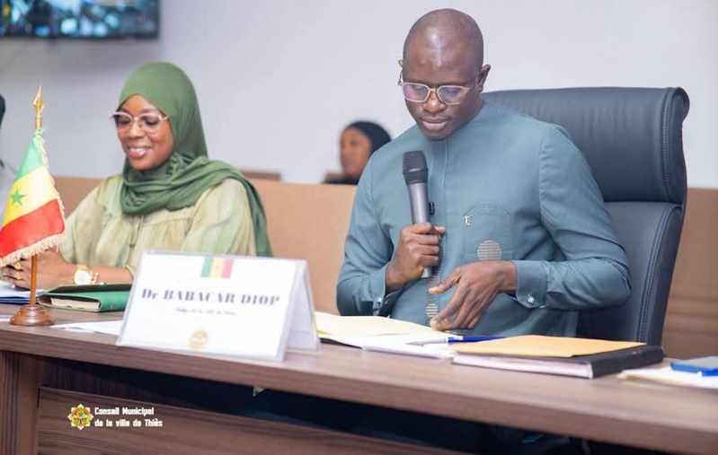 Thiès valide son budget 2026 et officialise sa candidature pour les grandes célébrations nationales Thiès valide son budget 2026 et officialise sa candidature pour les grandes célébrations nationales