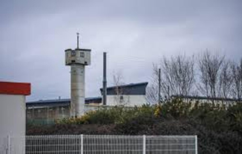 Prison de Nantes : Lames artisanales, homme en sang… Une vidéo montre de violents affrontements entre prisonniers Prison de Nantes : Lames artisanales, homme en sang… Une vidéo montre de violents affrontements entre prisonniers