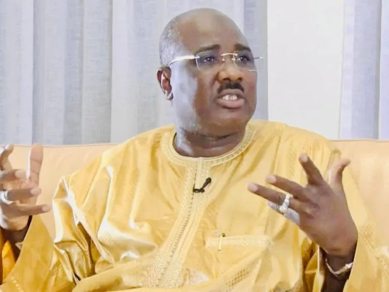 Affaire des 125 milliards : Farba Ngom présenté au PJF sous assistance médicale