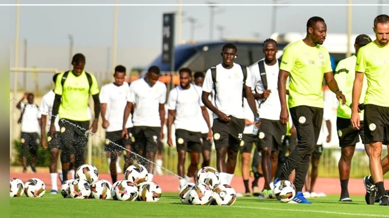 CAN 2025 : huit Lions présents pour la première séance de préparation à Dakar CAN 2025 : huit Lions présents pour la première séance de préparation à Dakar