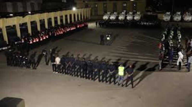 Opération de sécurisation d’envergure à Mbour : Police et Gendarmerie mobilisées en présence du ministre de l’Intérieur Opération de sécurisation d’envergure à Mbour : Police et Gendarmerie mobilisées en présence du ministre de l’Intérieur