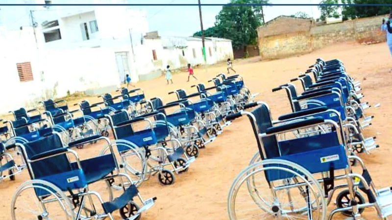 Kaffrine : un don de matériel de mobilité remis à des personnes en situation de handicap Kaffrine : un don de matériel de mobilité remis à des personnes en situation de handicap