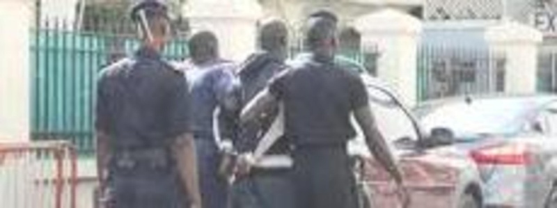 Mbour : un père vole la recette d’un jeune charretier pour payer l’école de son fils et écope de 3 mois ferme Mbour : un père vole la recette d’un jeune charretier pour payer l’école de son fils et écope de 3 mois ferme