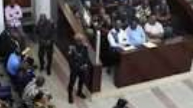 Accusé à tort, libéré grâce à sa victime : l’affaire qui fait parler Mbour Accusé à tort, libéré grâce à sa victime : l’affaire qui fait parler Mbour