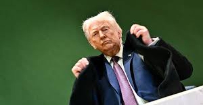 Trump, 80 ans et toujours un bébé en chef d’État Trump, 80 ans et toujours un bébé en chef d’État