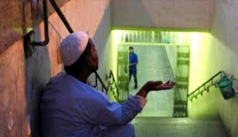 Il se faisait passer pour un mendiant handicapé afin de vendre du crack Il se faisait passer pour un mendiant handicapé afin de vendre du crack