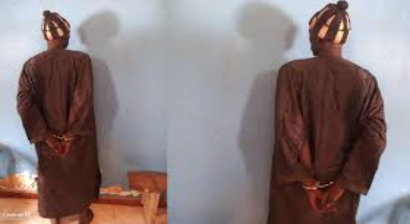 Scandale devant une école: un exhibitionniste filmé