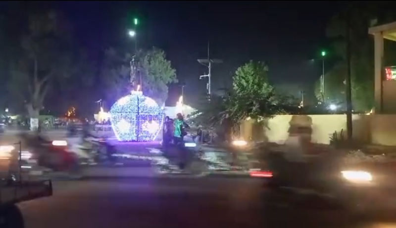 Thiès : des motocyclistes bravent à nouveau l’arrêté interdisant courses et rodéos Thiès : des motocyclistes bravent à nouveau l’arrêté interdisant courses et rodéos