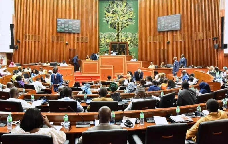 Assemblée nationale : examen mercredi du projet de loi durcissant la répression des actes contre-nature Assemblée nationale : examen mercredi du projet de loi durcissant la répression des actes contre-nature