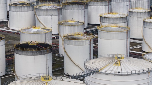 Libération des stocks d'urgence: 400 millions de barils de pétrole suffiront-ils à stabiliser les marchés ?