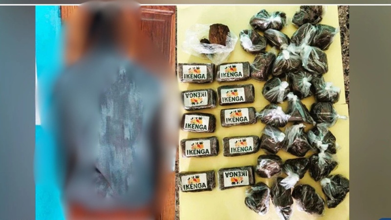 Karang : les douanes interceptent 3,5 kilos de haschich dans un véhicule de transport Karang : les douanes interceptent 3,5 kilos de haschich dans un véhicule de transport
