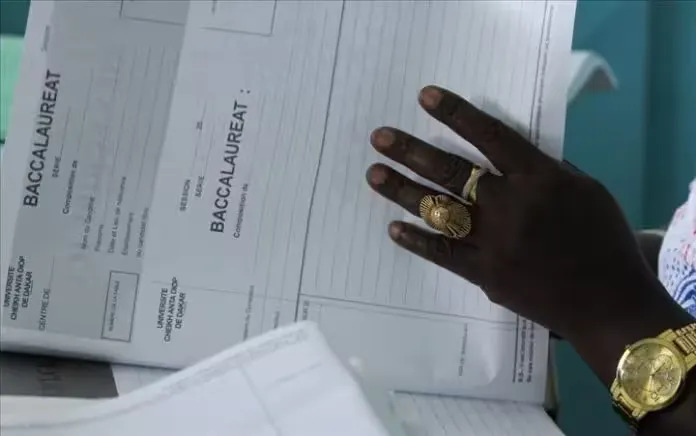 Baccalauréat 2026 : plusieurs cas de tricherie au téléphone signalés dans des centres d'examen