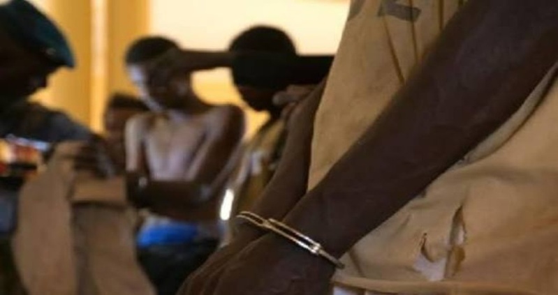 Thiès : un nouveau coup de filet de la Section de recherches conduit cinq hommes devant la justice Thiès : un nouveau coup de filet de la Section de recherches conduit cinq hommes devant la justice