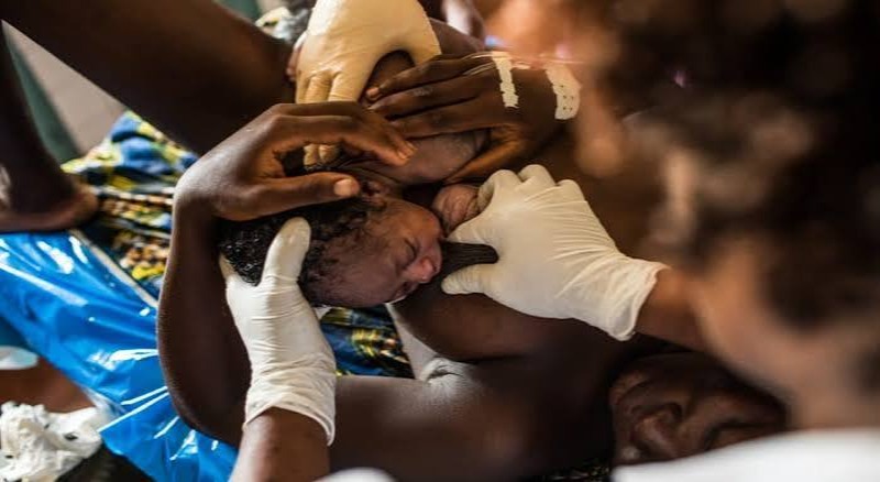 Guédiawaye : une nourrice attaquée dans sa salle de bain, deux voisines devant la justice