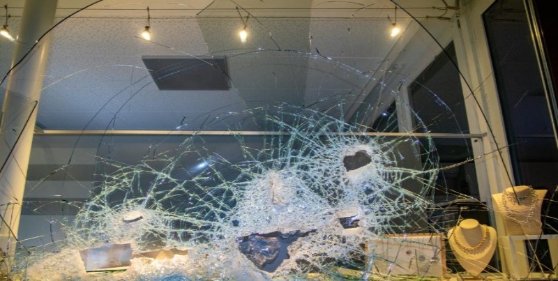 Cambriolage au marché central de Louga : 150 millions de bijoux dérobés
