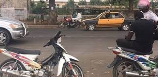 Les motos encore interdits de circuler à Dakar