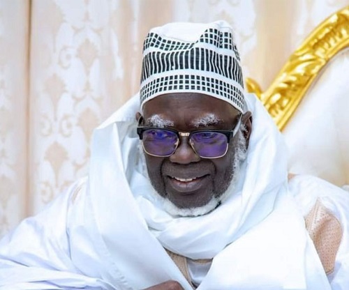 Manifs à Touba : Serigne Mountakha émet un ‘Ndigël’ depuis les haut-parleurs de la Grande Mosquée