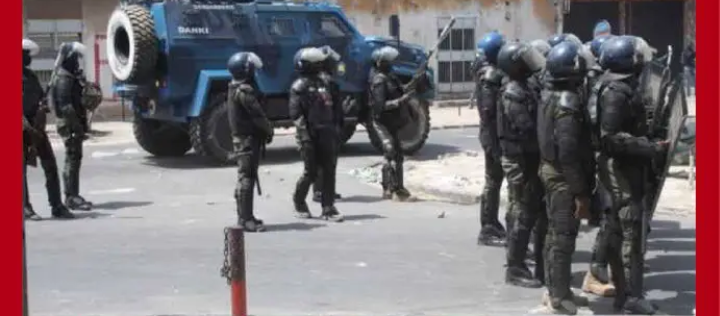 Conseil des ministres : Le gouvernement annonce des 'enquête judiciaires immédiates' sur les troubles 'd'une violence sans précédent ' Conseil des ministres : Le gouvernement annonce des 'enquête judiciaires immédiates' sur les troubles 'd'une violence sans précédent '