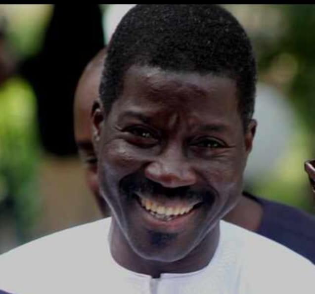 Un peu de dérision dans un Sénégal à la croisée des chemins. Par Talla Sylla