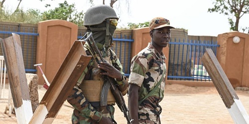 Le Burkina Faso autorise l’envoi d’un contingent militaire au Niger