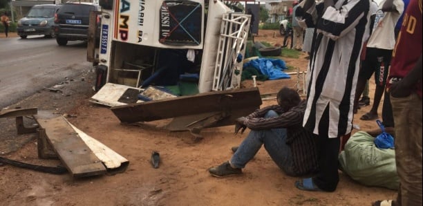 Magal 2023: un car "Ndiaga Ndiaye" se renverse et fait 15 blessés 