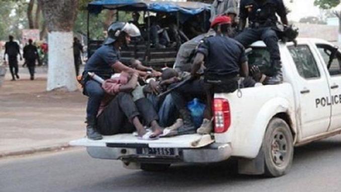 Médina: Un agresseur dégaine son arme et tire sur le policier