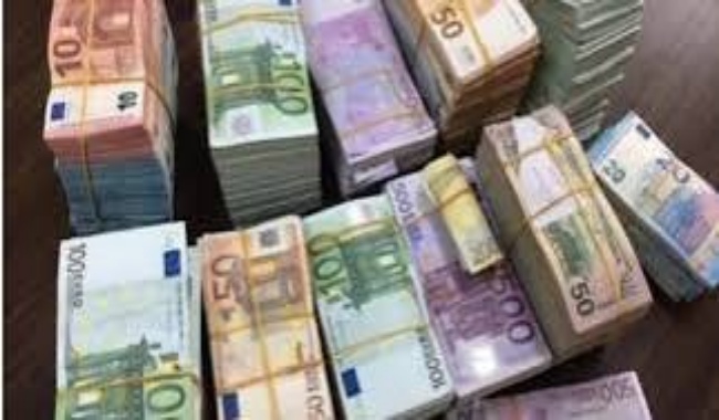Arrêtés à Thiès en possession de 3 milliards de francs CFA en billets noirs: l'imam et Cie déférés
