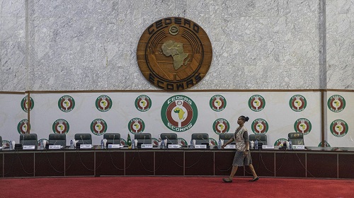 La CEDEAO lèverait "prochainement" les sanctions à l’encontre du Niger La CEDEAO lèverait "prochainement" les sanctions à l’encontre du Niger