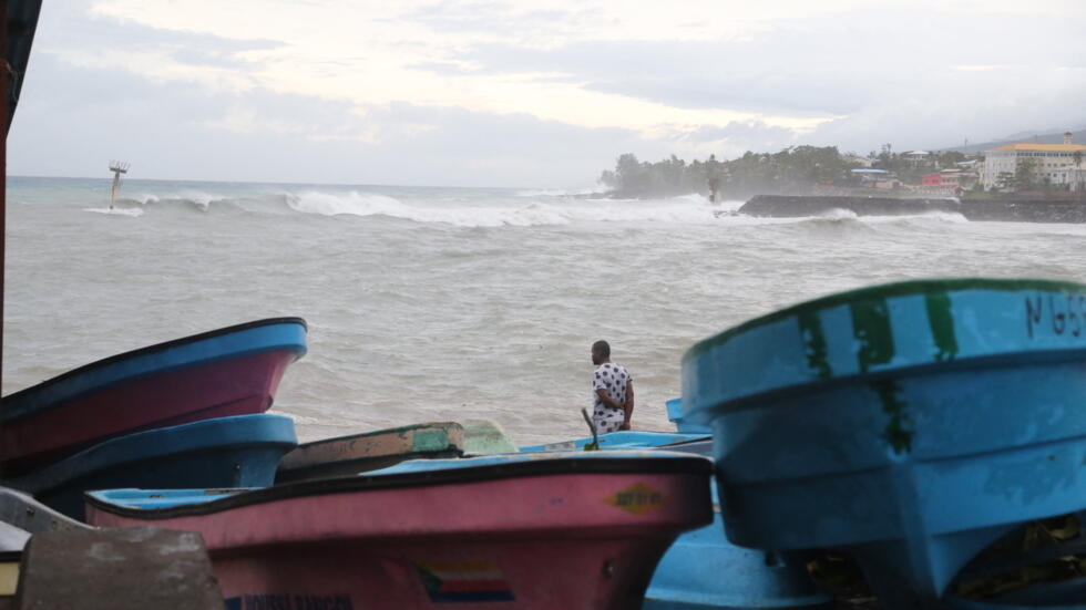 Tragédie maritime au large du Mozambique : Près de 100 morts dans un naufrage