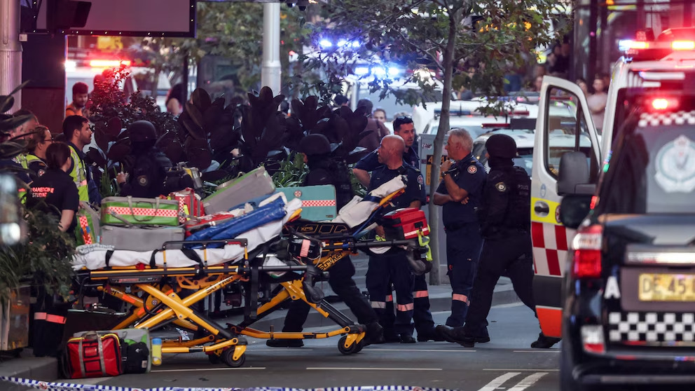 Attaque au couteau à Sydney : Au moins cinq morts et plusieurs blessés.