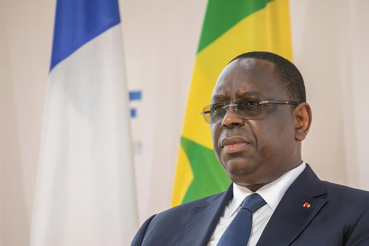 Changement de norme sur les passeports diplomatiques : Décryptage des dernières actions de Macky Sall avant son départ Changement de norme sur les passeports diplomatiques : Décryptage des dernières actions de Macky Sall avant son départ