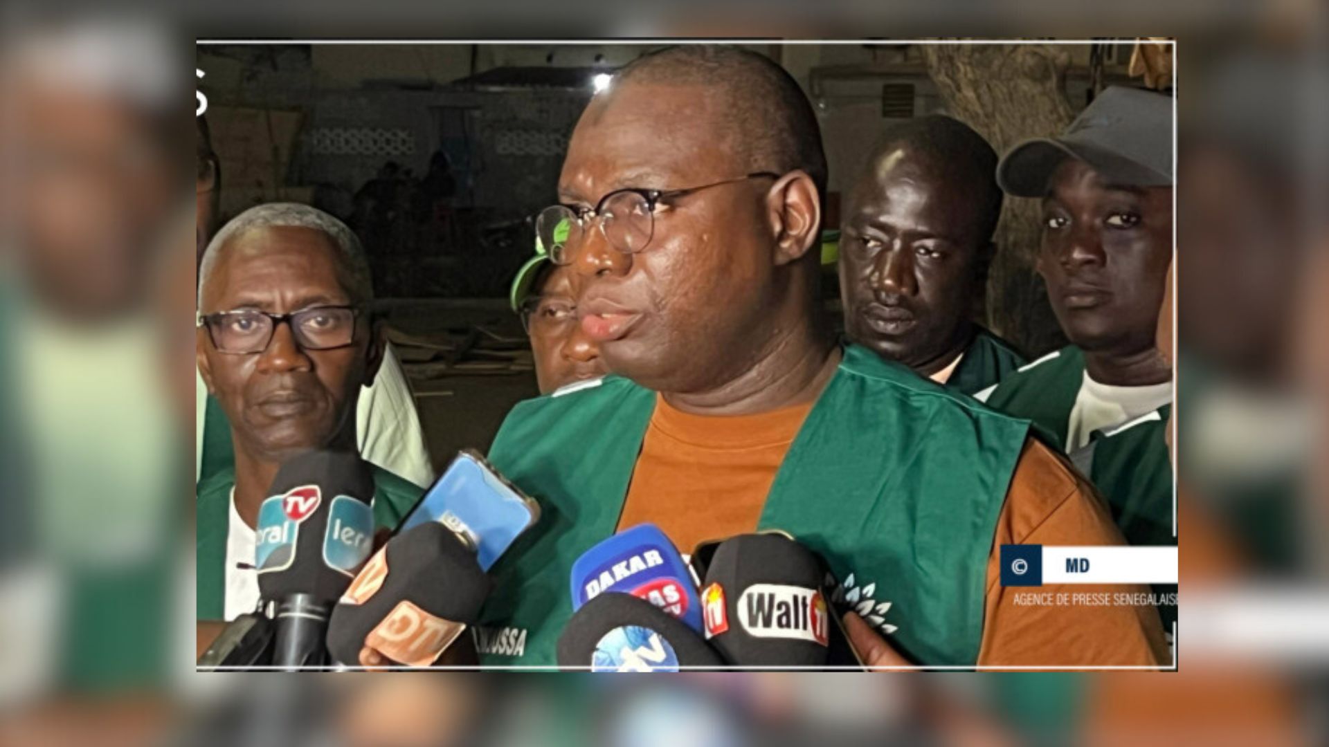 Tabaski : Plus de 540 Transports Effectués pour Évacuer 4500 Tonnes de Déchets à Mbeubeuss (Ministre) Tabaski : Plus de 540 Transports Effectués pour Évacuer 4500 Tonnes de Déchets à Mbeubeuss (Ministre)